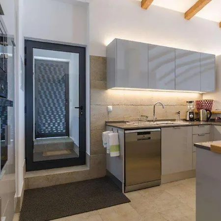 Astounding Portugal Grande 3 Bedrooms Direct Access To The Private Pool Ferragudo ヴィラ