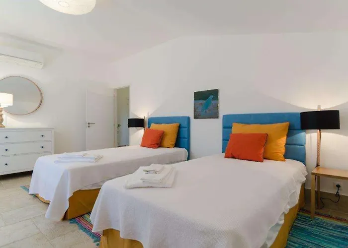 Astounding Portugal Grande 3 Bedrooms Direct Вилла *