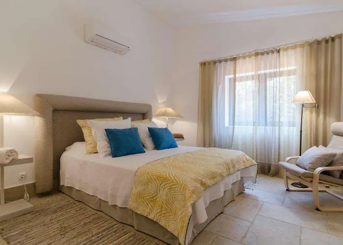 Astounding Portugal Grande 3 Bedrooms Direct * Карвоейру